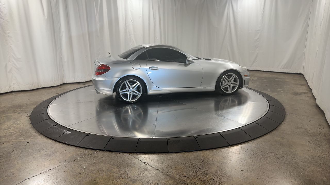 2009 Mercedes Benz SLK 55 AMG photo 2