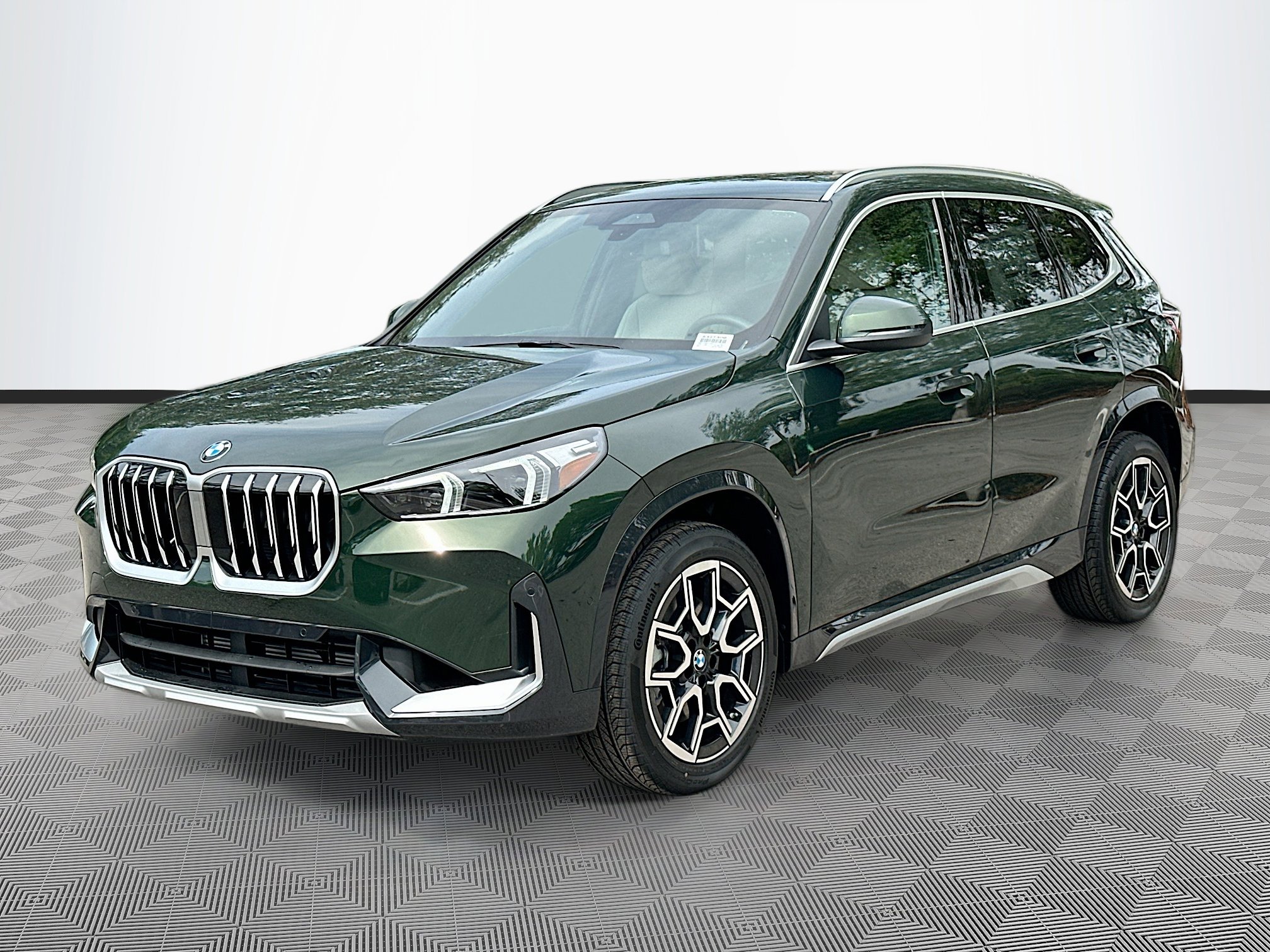 2025 Bmw X1 XDrive28i photo 3