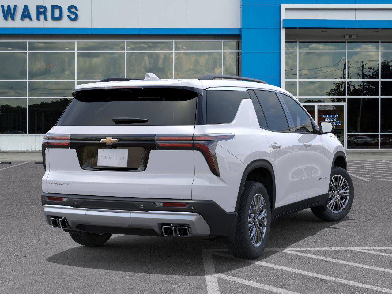 2026 Chevrolet Traverse photo 3