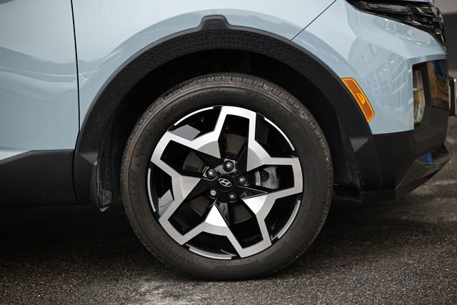 2024 Hyundai Santa Cruz Limited photo 4