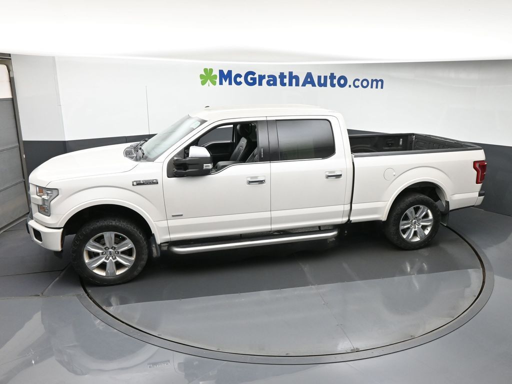 2015 Ford F-150 Platinum photo 17