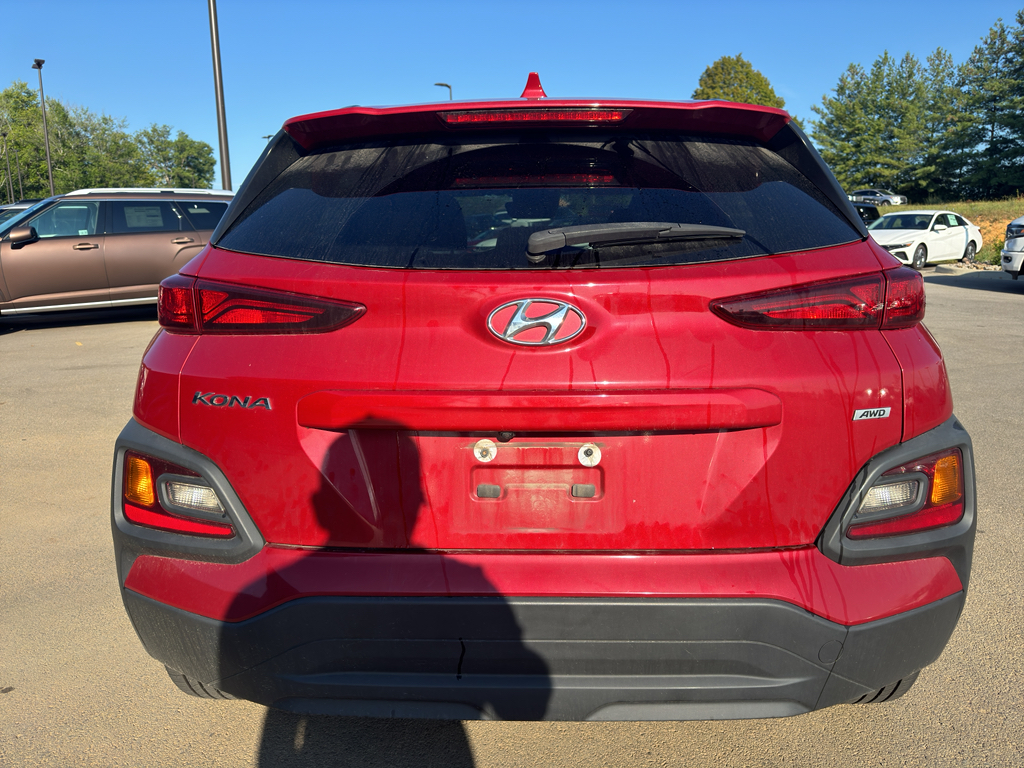 2020 Hyundai Kona SEL Plus photo 3