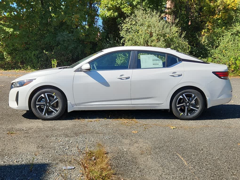 2025 Nissan Sentra SV photo 5
