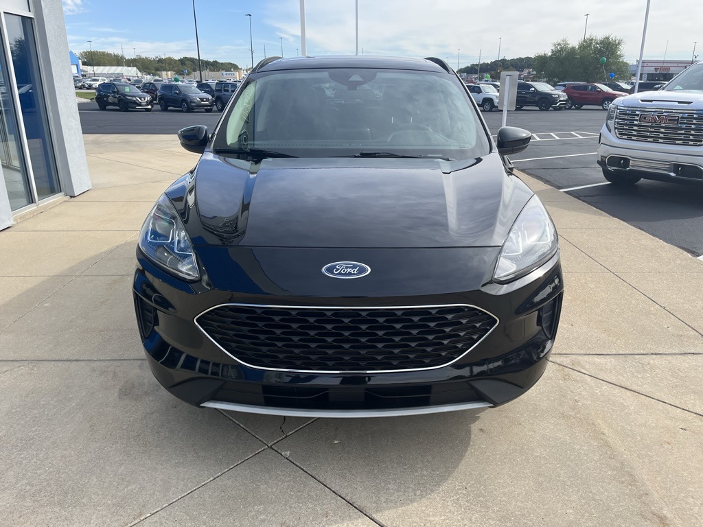 2020 Ford Escape SE photo 3