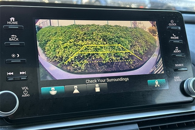 2019 Honda Accord EX photo 23