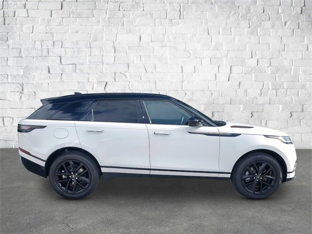 2025 Land Rover Range Rover Velar SE photo 4