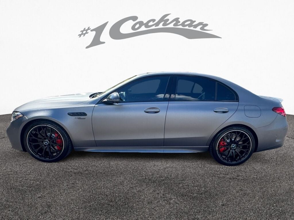 2025 Mercedes Benz C AMG 63 S E PERFORMANCE photo 4