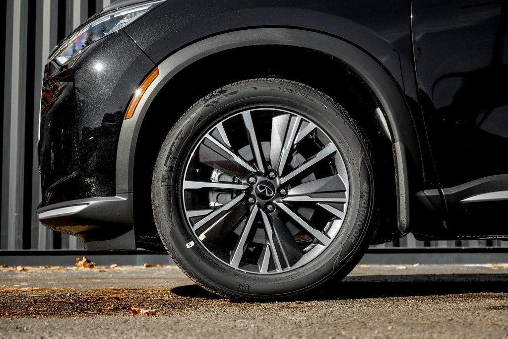 2026 Infiniti QX60 Luxe AWD photo 2
