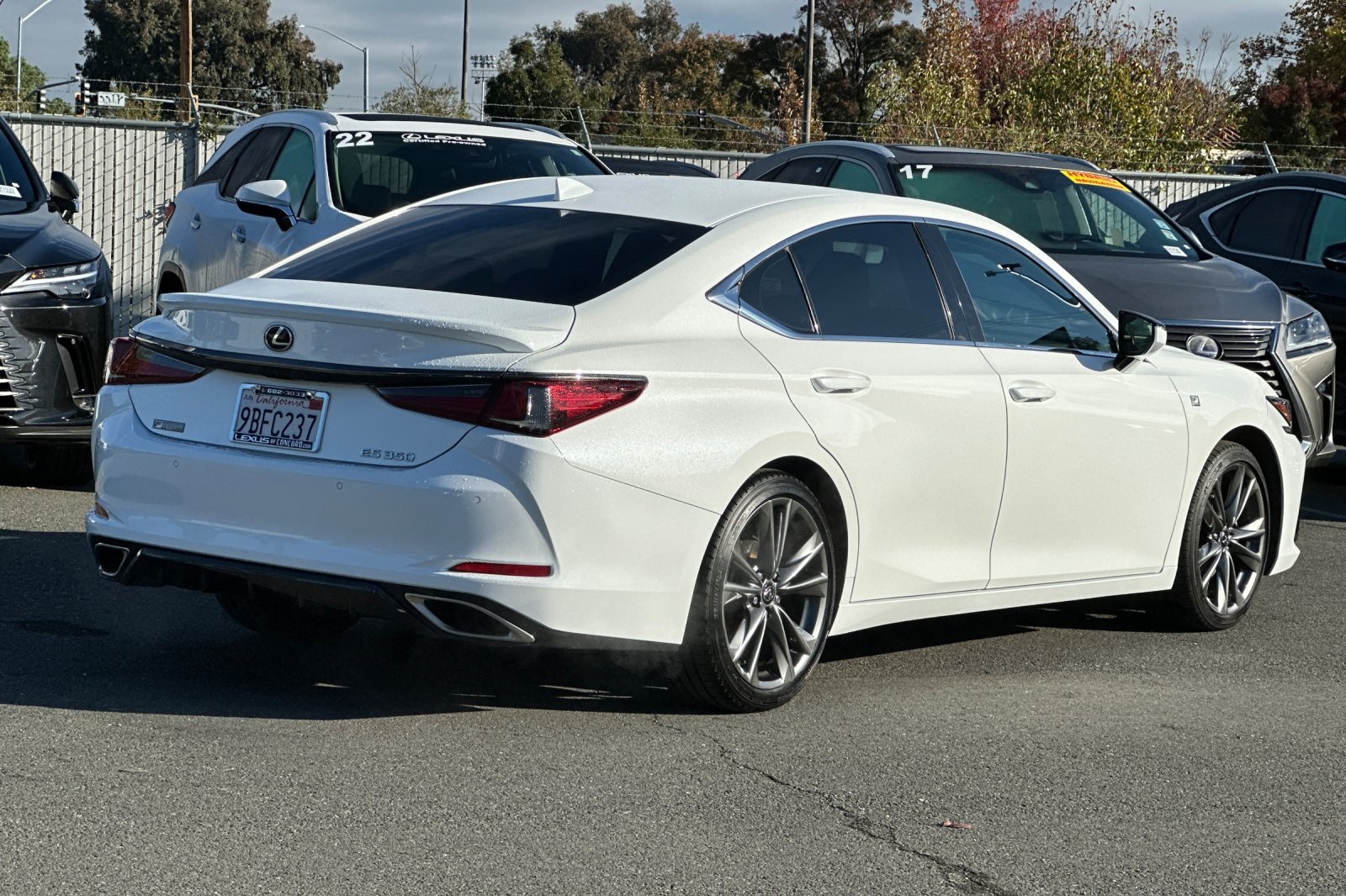 2020 Lexus ES 350 F SPORT photo 3