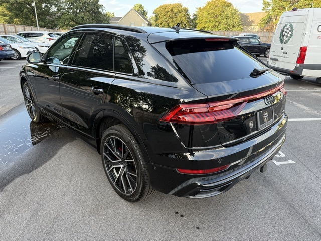 2023 Audi Q8 55 Premium Plus photo 8