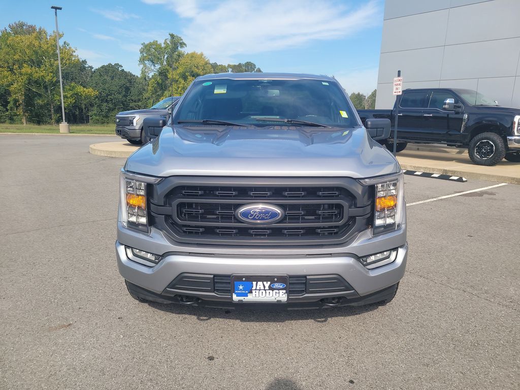 2023 Ford F-150 XLT photo 8