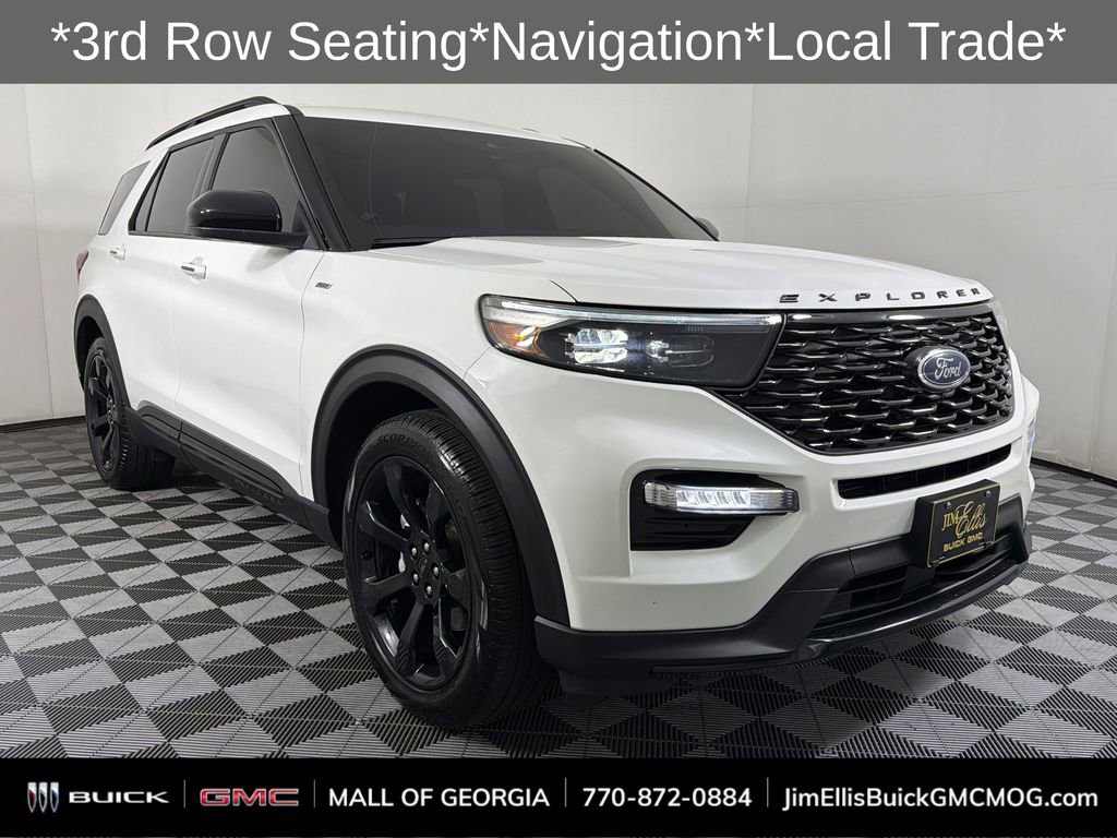 2023 Ford Explorer ST-LINE's photo