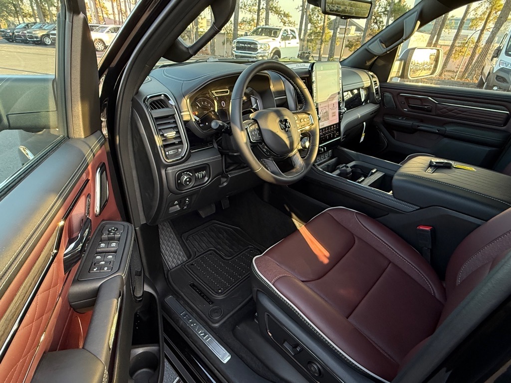 2025 Ram 1500 Limited photo 3