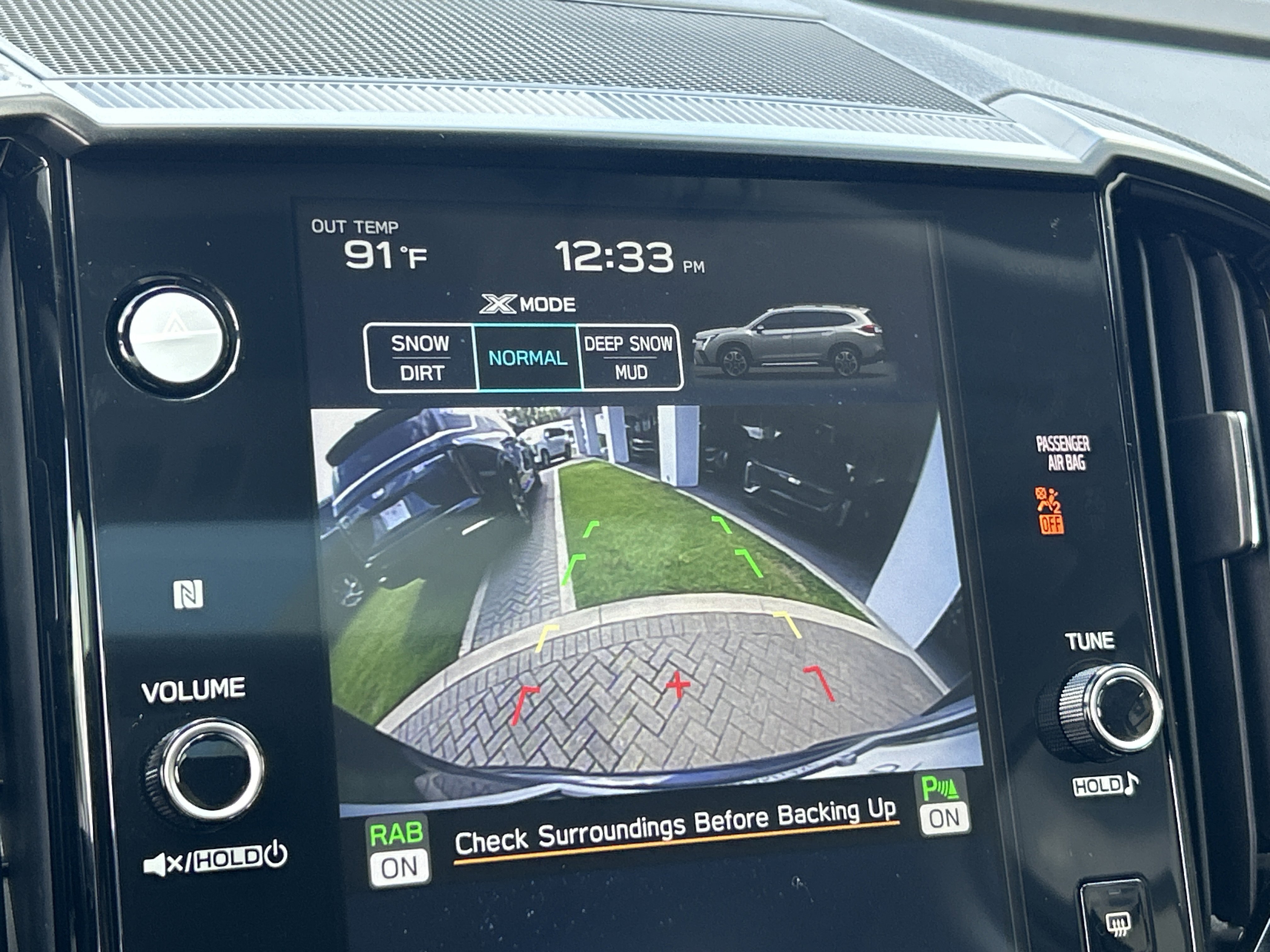 2025 Subaru Ascent Onyx Edition photo 2