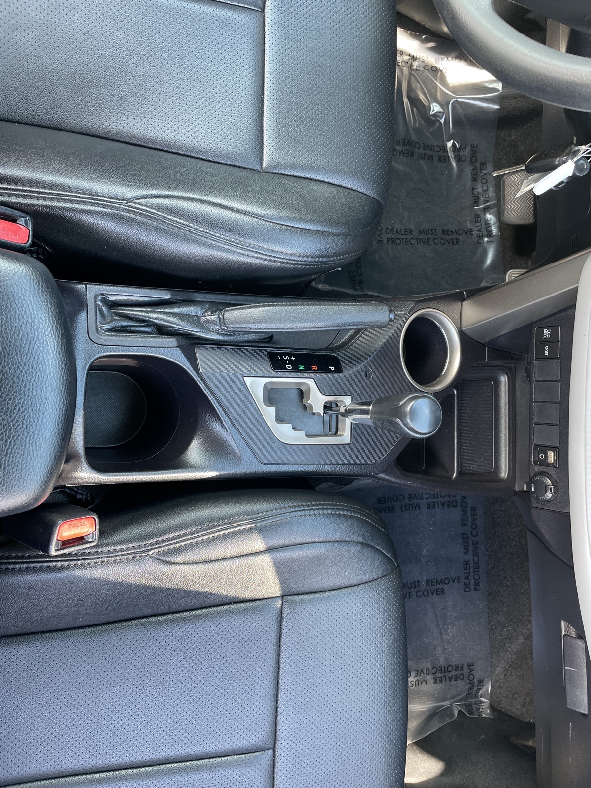 2013 Toyota RAV4 XLE photo 33