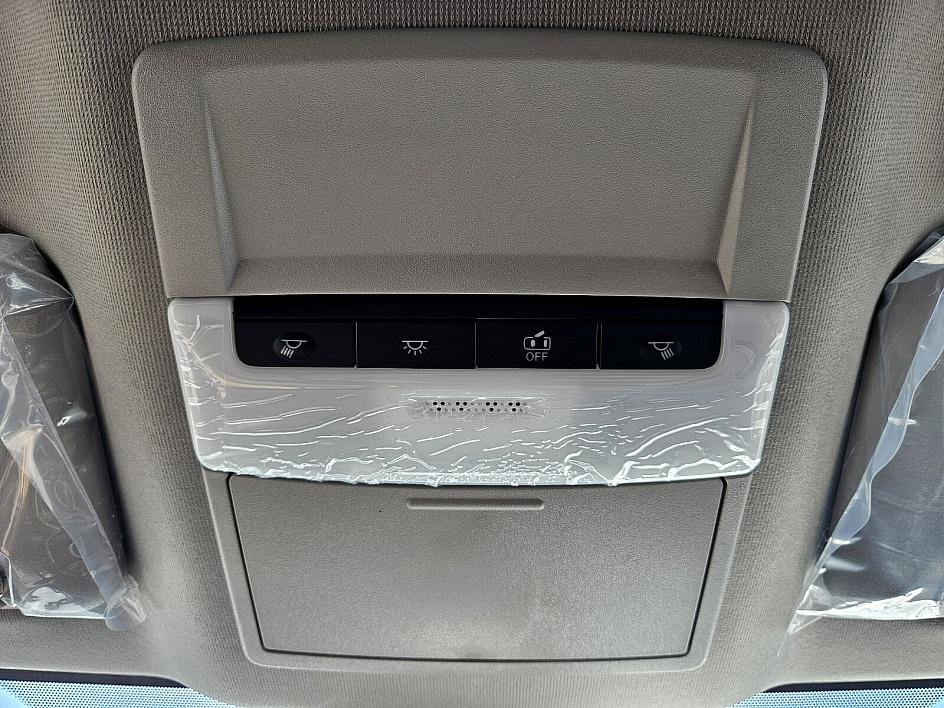 2025 Nissan Sentra SV photo 19