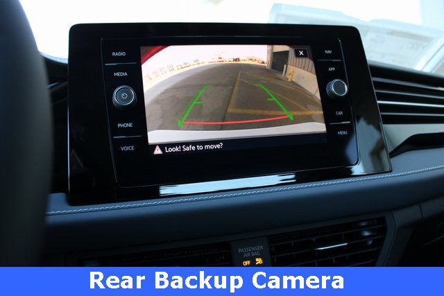 2026 Volkswagen Jetta 1.5T SEL photo 3