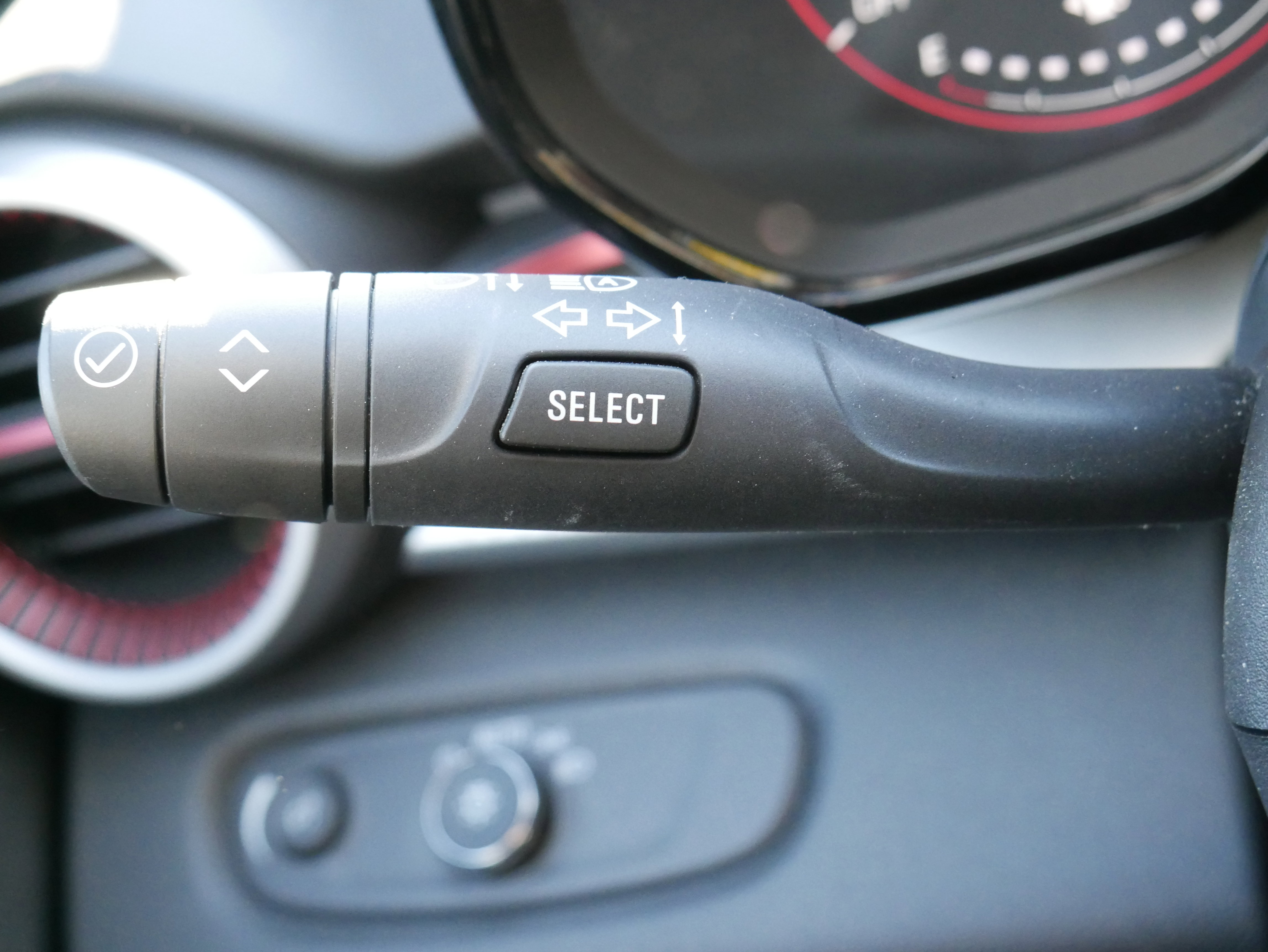 2024 Chevrolet Trax photo 3