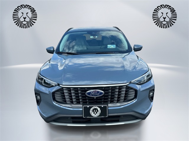 2025 Ford Escape Plug-In Hybrid photo 2