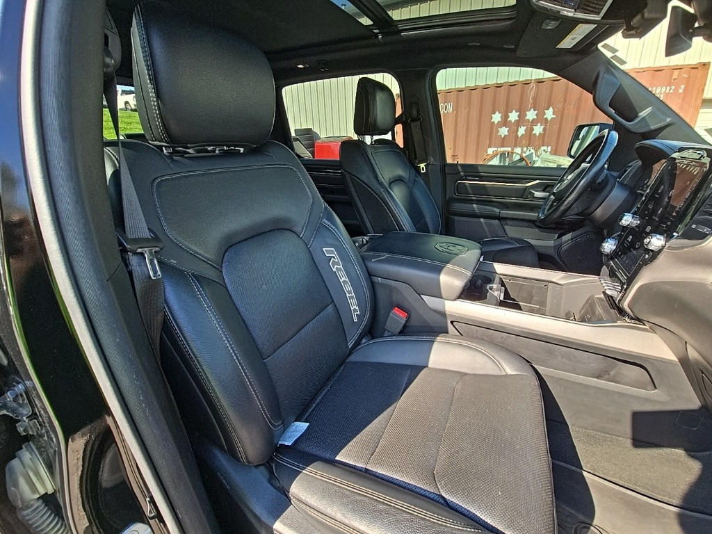 2021 Ram 1500 Rebel photo 18