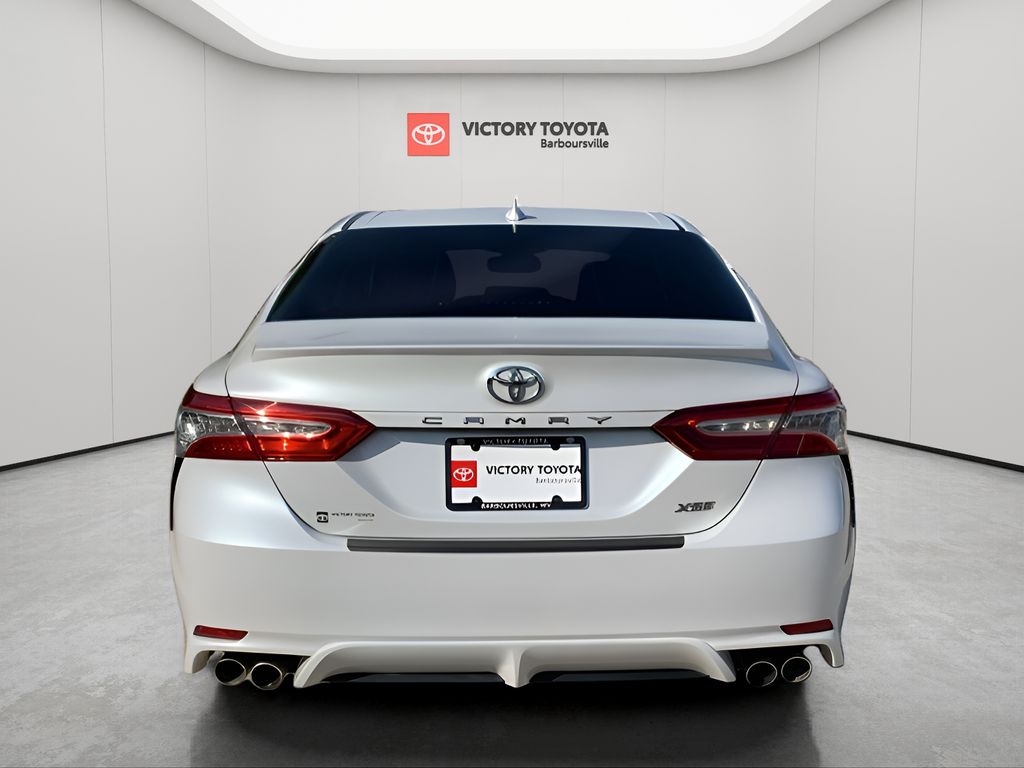 2020 Toyota Camry XSE photo 4