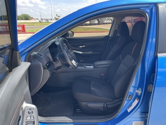 2023 Nissan Sentra SR photo 14