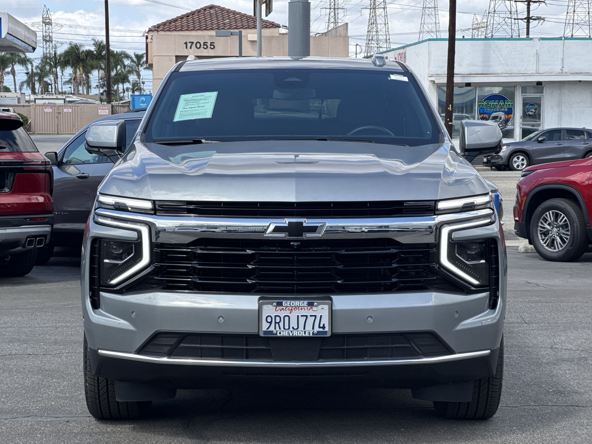 2025 Chevrolet Tahoe LS photo 2