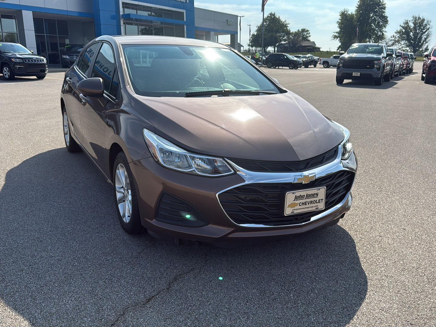 Used 2019 Chevrolet Cruze LS with VIN 3G1BC6SM0KS600167 for sale in Salem, IN