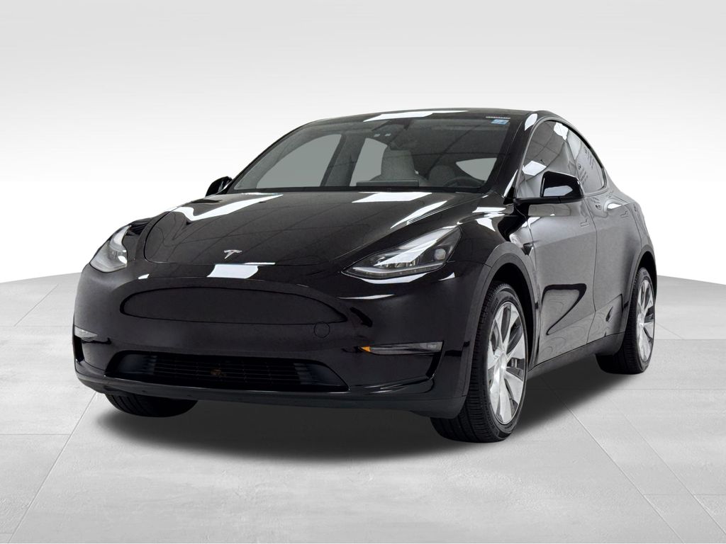 2024 Tesla Model Y Long Range photo 3