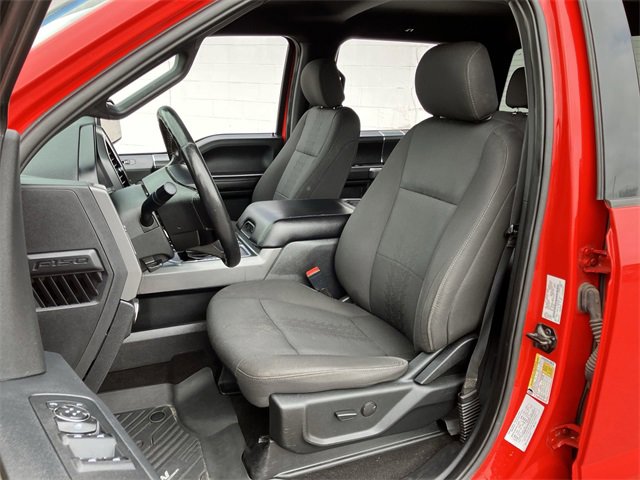 2019 Ford F-150 XLT photo 9