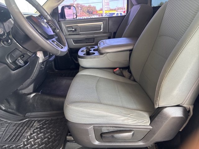 2018 Ram 2500 Tradesman photo 18