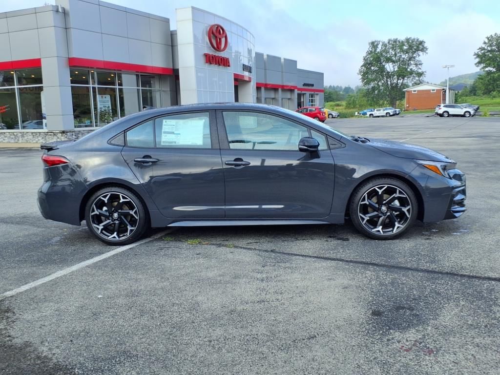 2025 Toyota Corolla SE photo 2
