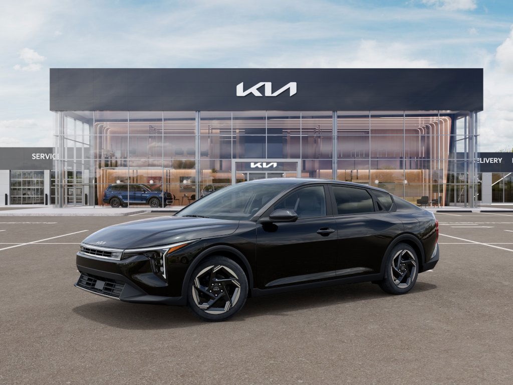 2025 Kia K4 EX photo 3