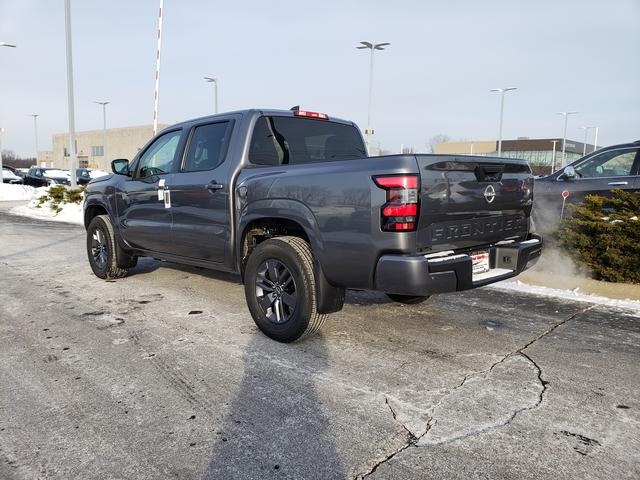 2025 Nissan Frontier SV photo 5