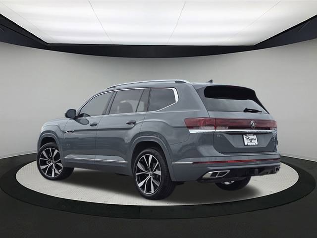 2025 Volkswagen Atlas SEL Premium R-Line photo 3