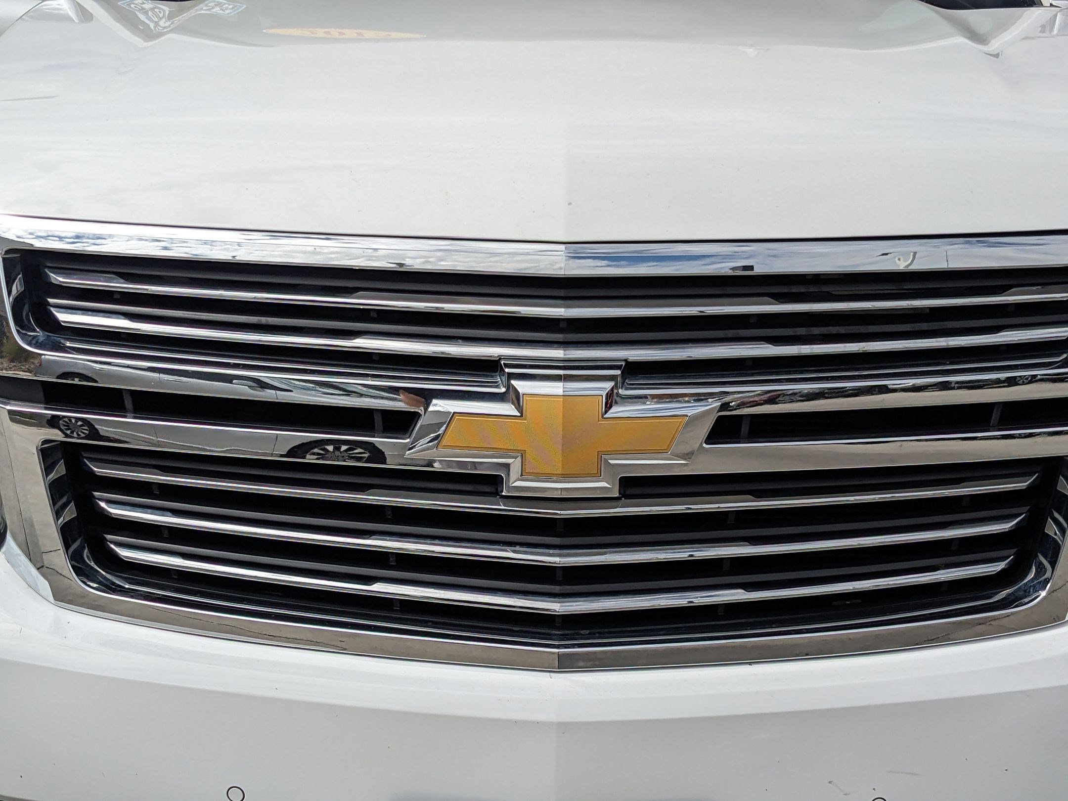 2015 Chevrolet Suburban LTZ photo 9