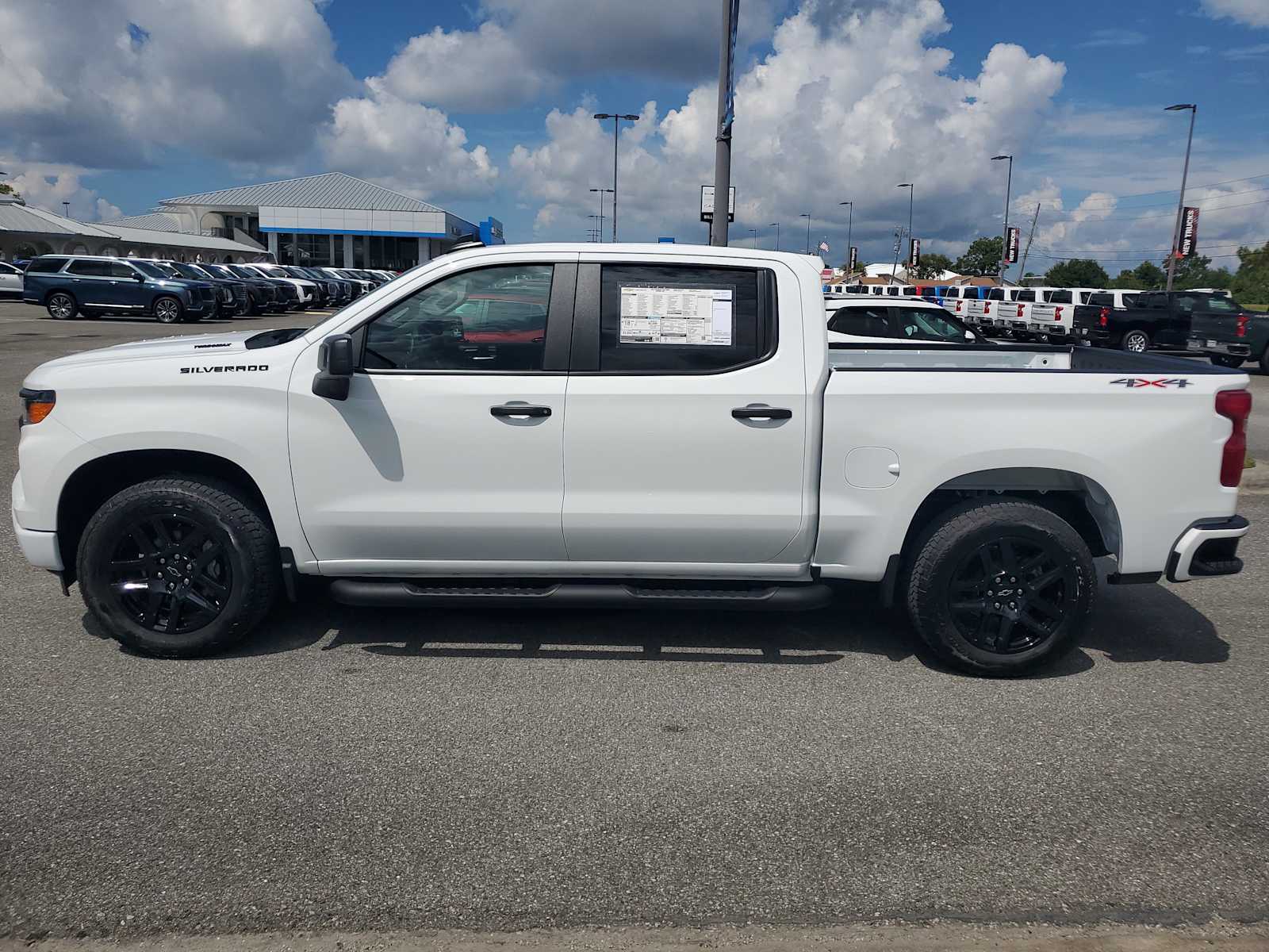 2025 Chevrolet Silverado 1500 Custom photo 2