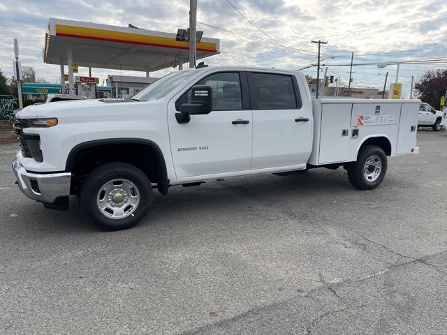 2025 Chevrolet Silverado 2500HD photo 4