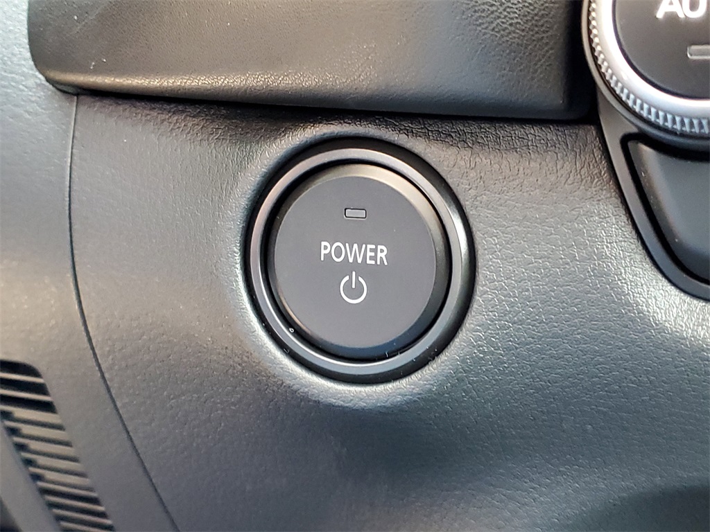 2025 Mazda CX-50 Premium photo 27