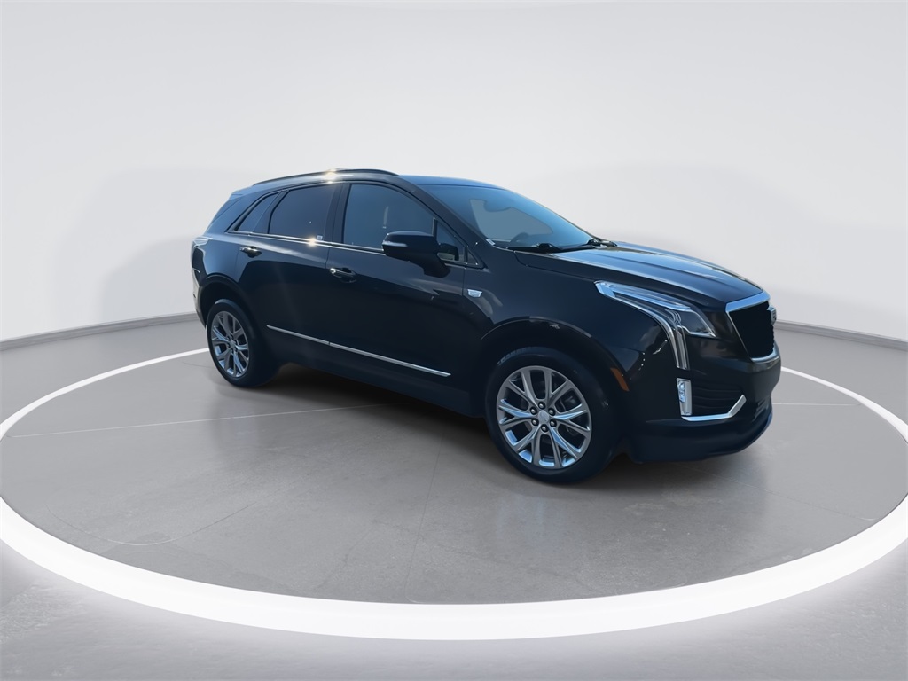 2021 Cadillac XT5 Sport photo 2