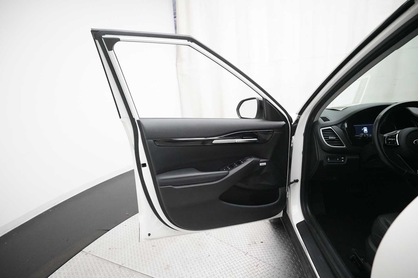 2021 Kia Seltos SX photo 21