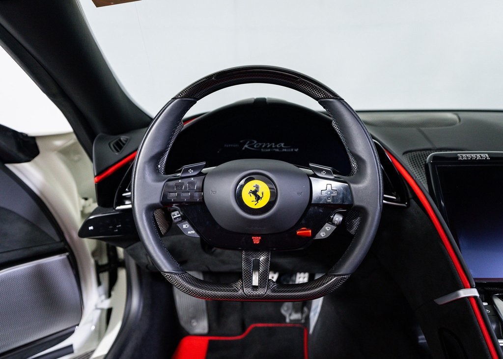 2024 Ferrari Roma Spider Base photo 19