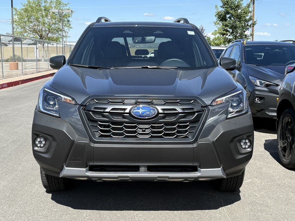 2025 Subaru Forester Wilderness photo 2