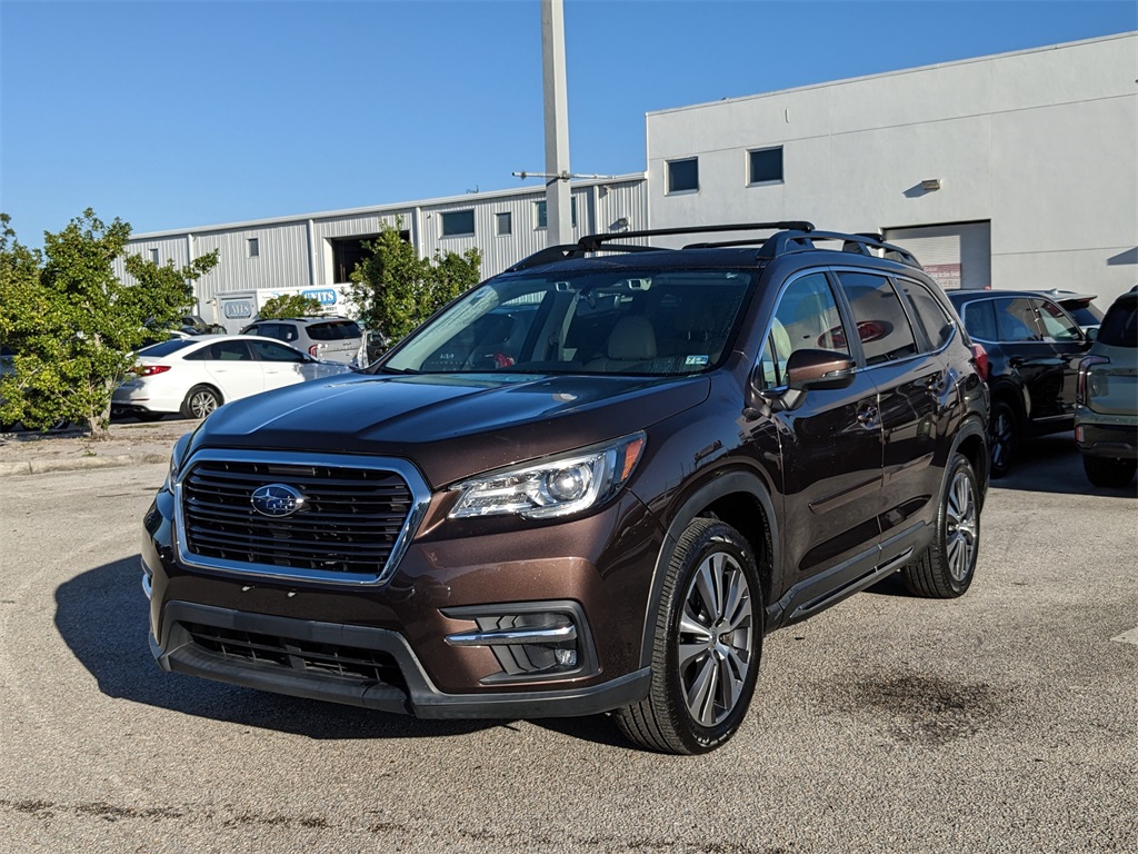 2021 Subaru Ascent Limited photo 3