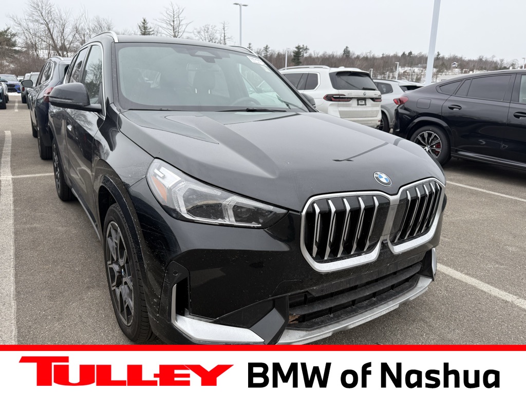 2025 BMW X1 28i's photo