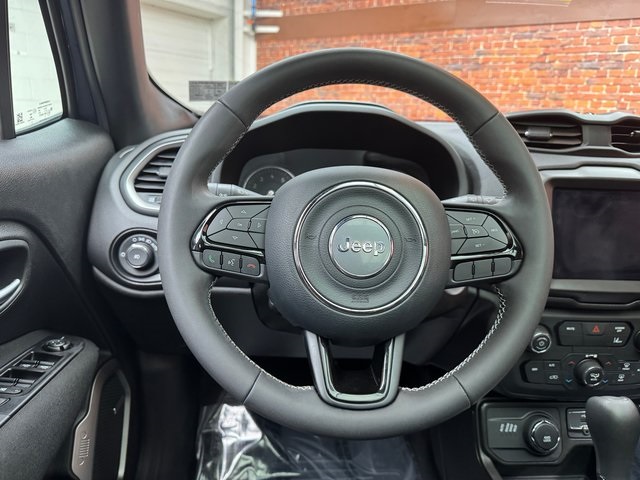 2021 Jeep Renegade Latitude photo 2