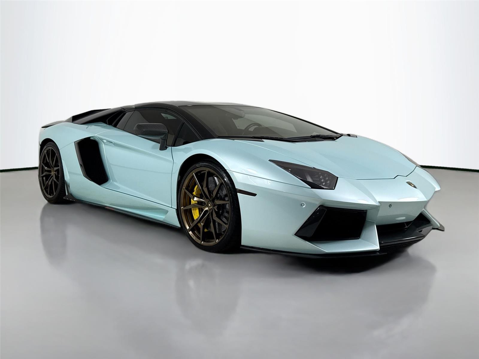 2015 Lamborghini Aventador LP 700-4 Roadster photo 49