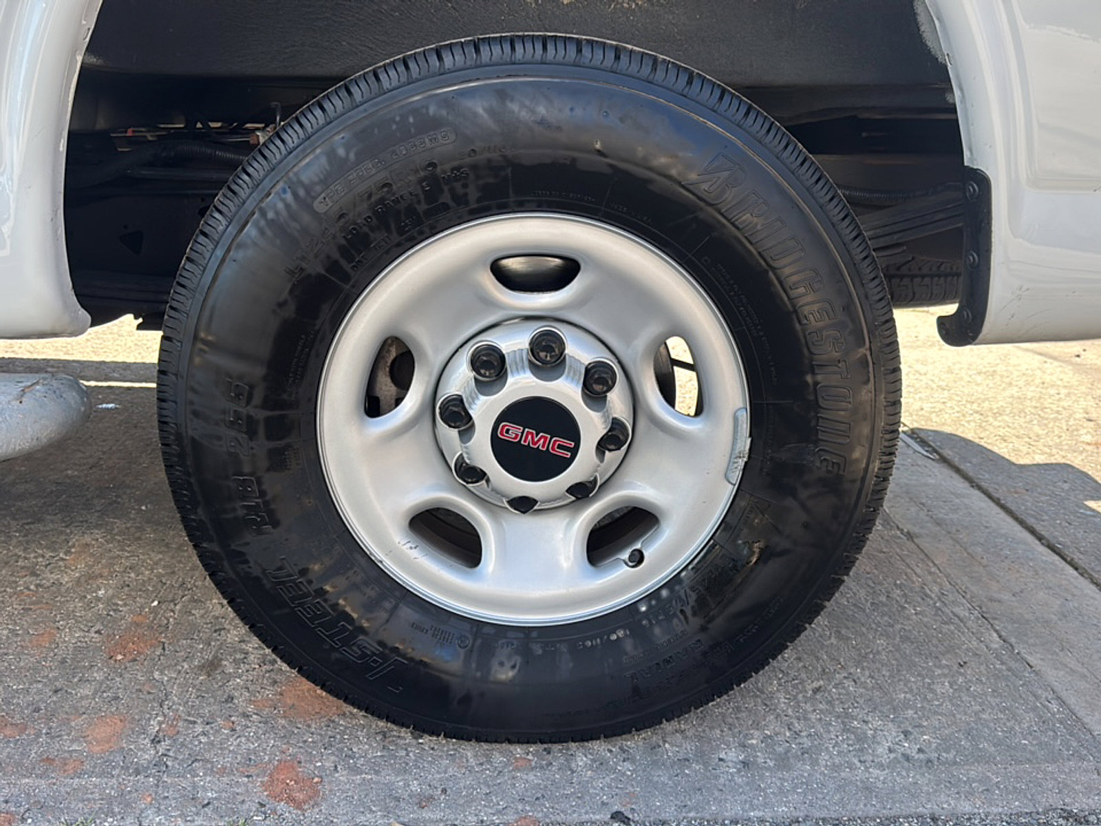 2023 Gmc Savana 2500 Cargo photo 19
