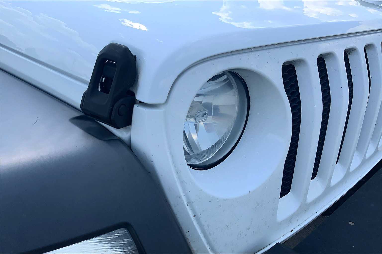 2018 Jeep Wrangler Unlimited Sport S photo 23