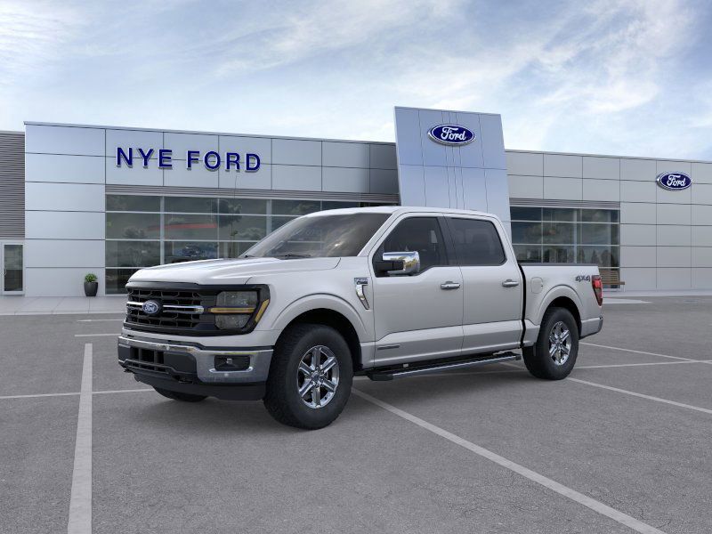2025 Ford F-150 XLT photo 2